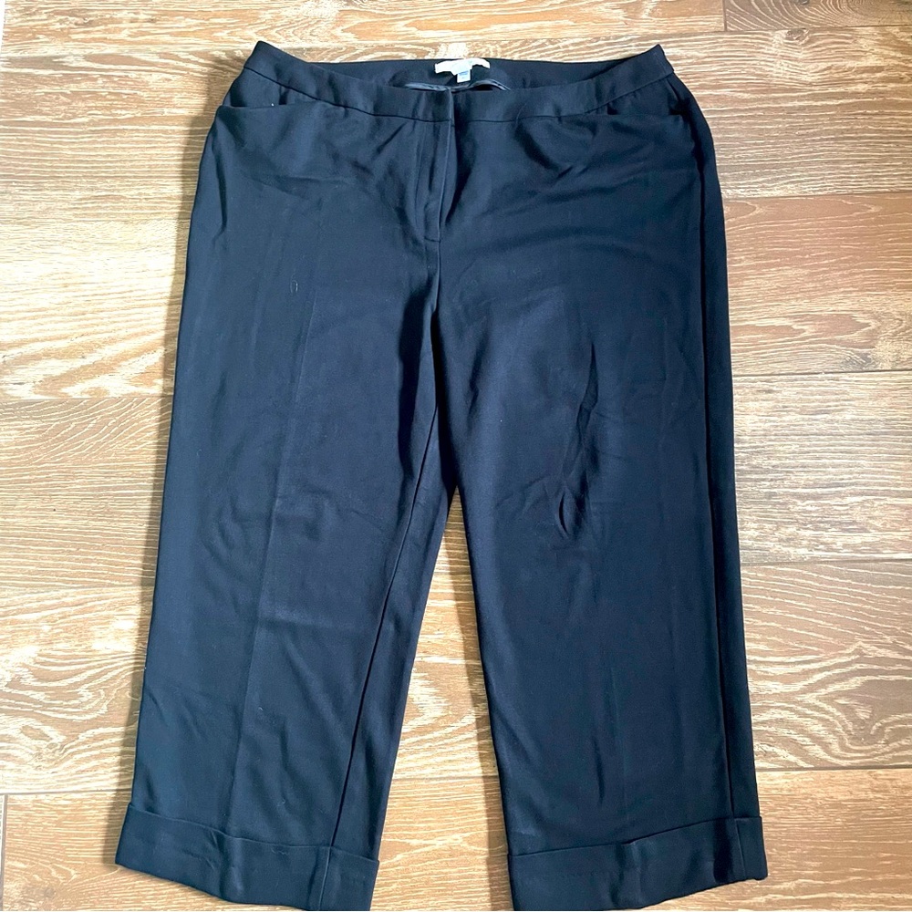 Chico’s Black Knit Cuffed Wide Straight Cropped Comfort Pant Flat Front 3 (XL)
